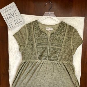 Knox Rose boho embroidered top